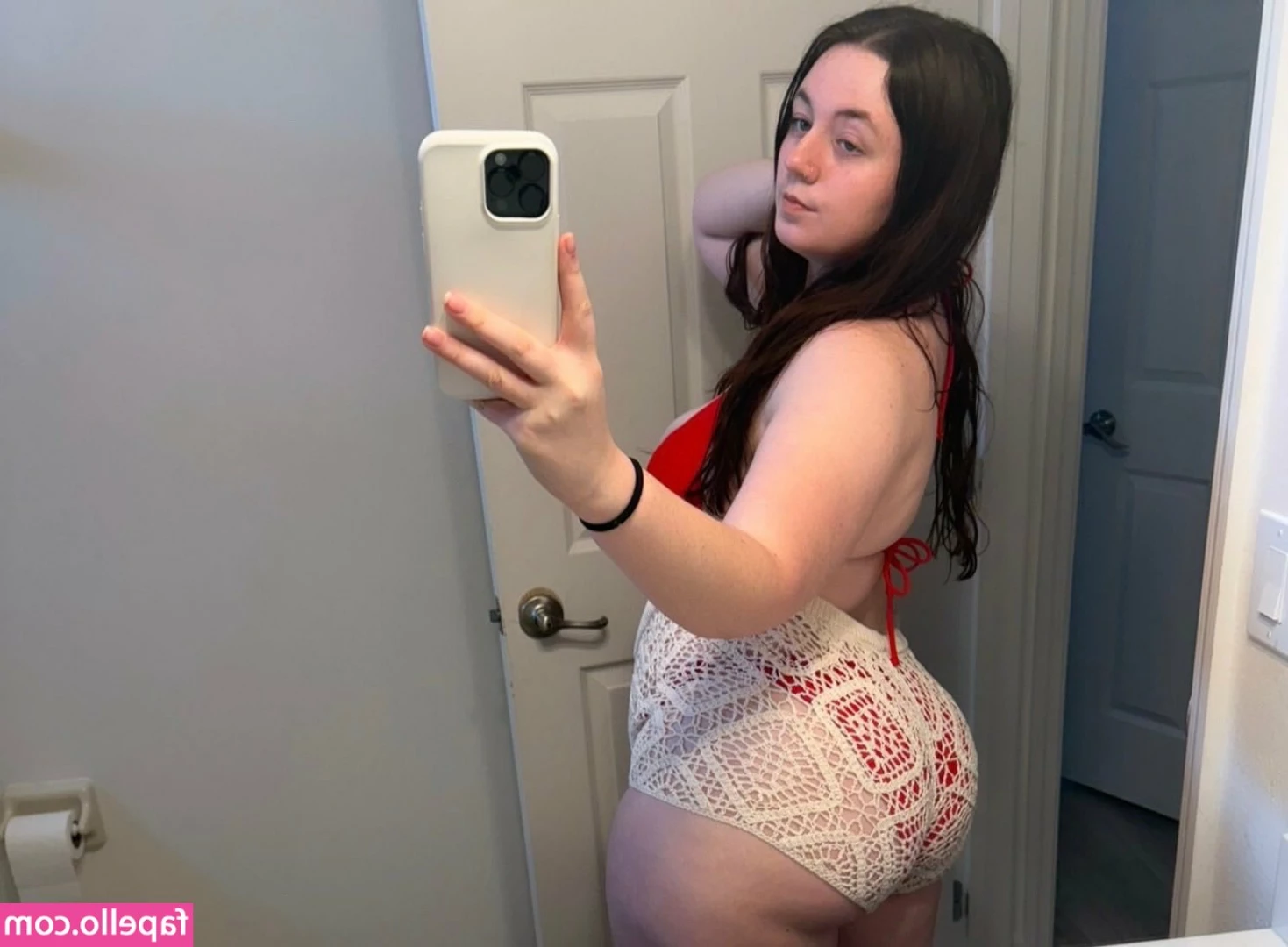 Maya Mae [ maya-mae ] - Espèce de sous merde vas