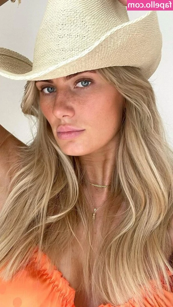 Ida Markert [ ida-markert ] - Climb under my toes  NOW