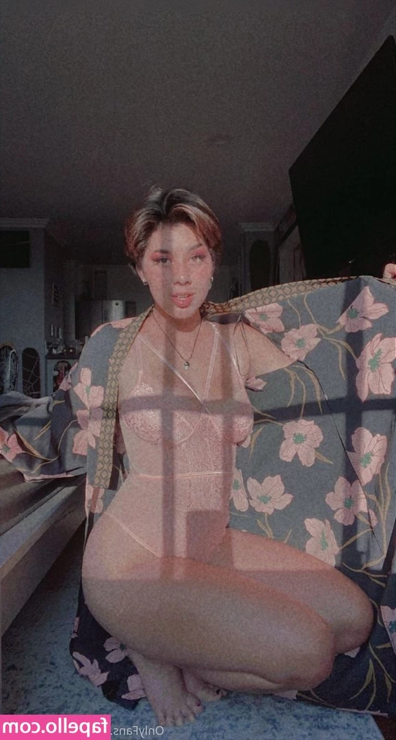 devils.goddess [ devils-goddess ] - Happy flipping Monday yall