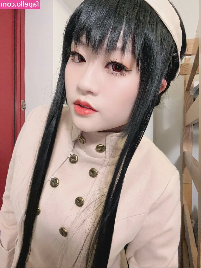 stel.hua [ stel-hua ] - Me encanta tener el plug en el culo y frió, se siente tan