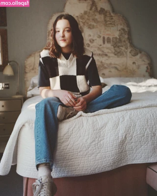 Bella Ramsey [ bella-ramsey ] - Sun screen is very important for the skin. And skin makes it all