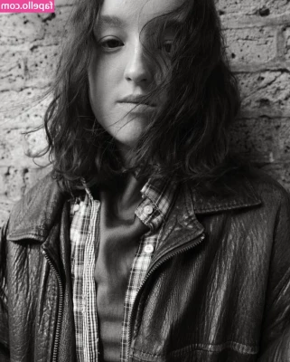 Bella Ramsey [ bella-ramsey ] - Tenga pa que se entretenga