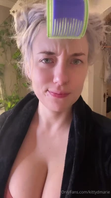 Kittydmarie [ kittydmarie-1 ] - Socada no rabão do Biel