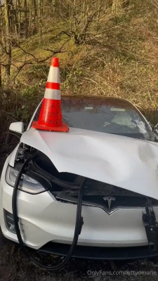 Kittydmarie [ kittydmarie-1 ] - Mm rubbing alphas cock in Bali