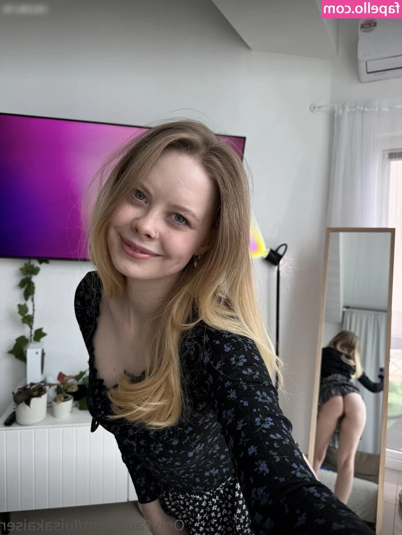 Luisa Kaiser [ luisa-kaiser-1 ] - Wanna play