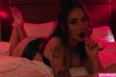 sinningwolf_cosplay [ sinningwolf-cosplay ] - Yellow set  amp  tiddies