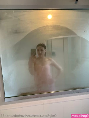 steviraehobsonxx33 - Raw or safe ? 😈🍆💦