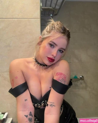 Coty Romero [ coty-romero ] - It’s Wednesday! I know you guys are so excited for my live show