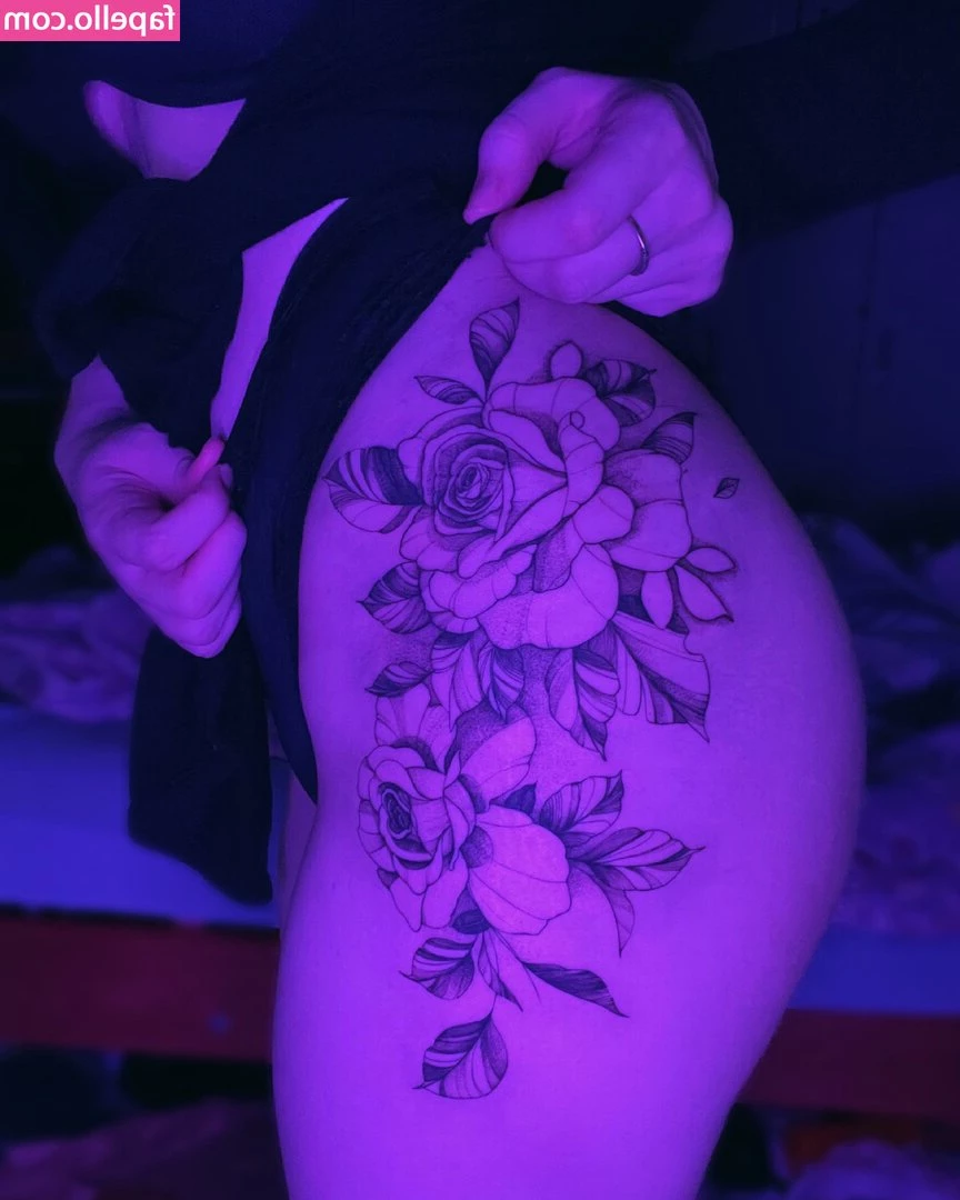 moonlighty - Use me anywhere you want  whenever you want it