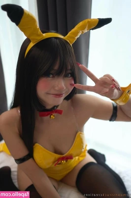 Chescakeuu [ chescakeuu-1 ] - I got a few places I d love to feel your tongue right about now