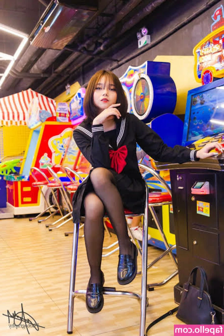 Chescakeuu [ chescakeuu-1 ] - Un vídeo rico y una Cuquita jugosa para que mi profesor no me