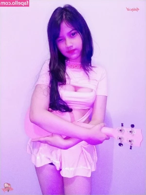 Acay Nabila [ acay-nabila ] - Quality shiny butt pics UwU