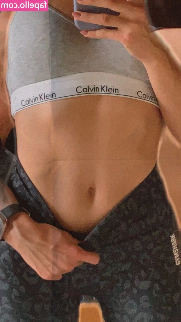 Marylu.ly [ marylu-ly ] - Socks on or off?