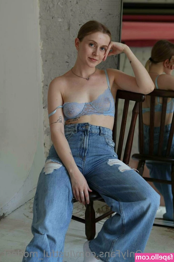 Kitsune - I felt SO CUTE & SEXY I was really into filming today hehehe. I