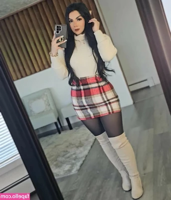 Brenda.loza.73 [ brenda-loza-73 ] - Morning baby, it's a bit nippy today 😅 💕