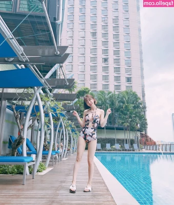 Sunny Dahye [ sunny-dahye ] - cum here sugar