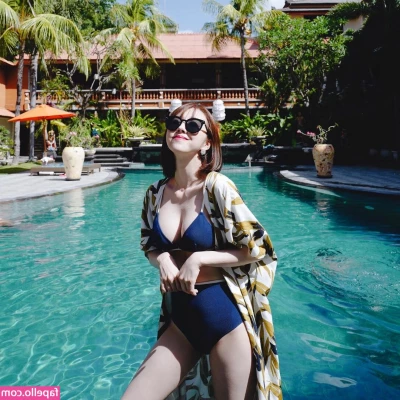 Sunny Dahye [ sunny-dahye ] - Where would you 🥜?