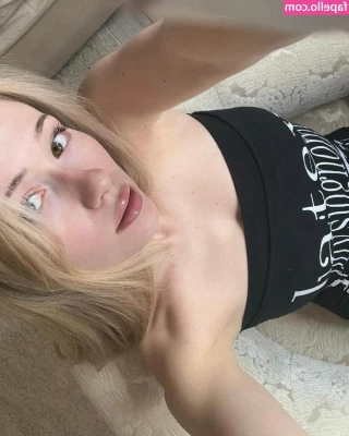 inst_rinna [ inst-rinna ] - Nice big titties