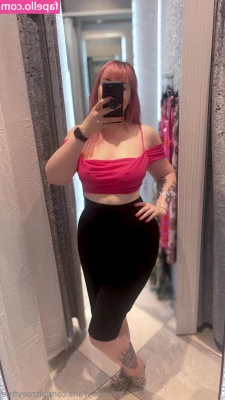 altzoeyfree - Want to explore deep inside my rabbit hole? 🕳 🐇😉