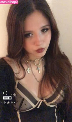 camikosloskii - She felt so good and her curves are so amazing   Go to 