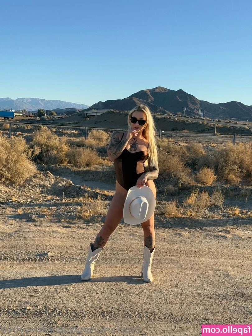 sophiamayyfree - Do I look pretty