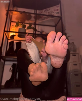 Findomlina20 - I've always loved the pool 💖