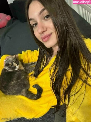 Tori_Hayes [ tori-hayes ] - Stream started at 04/26/2024 10:25 am  Gaming and stroking before