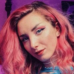 mysteriouzwoman