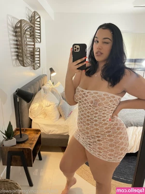 gemthejewels - Tip this post $10 for a naughty solo video 😈
