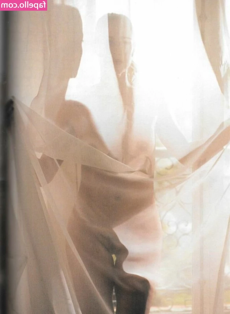 Luana Piovani [ luana-piovani ] - Happy Monday    More from this shoot will have you wanting more