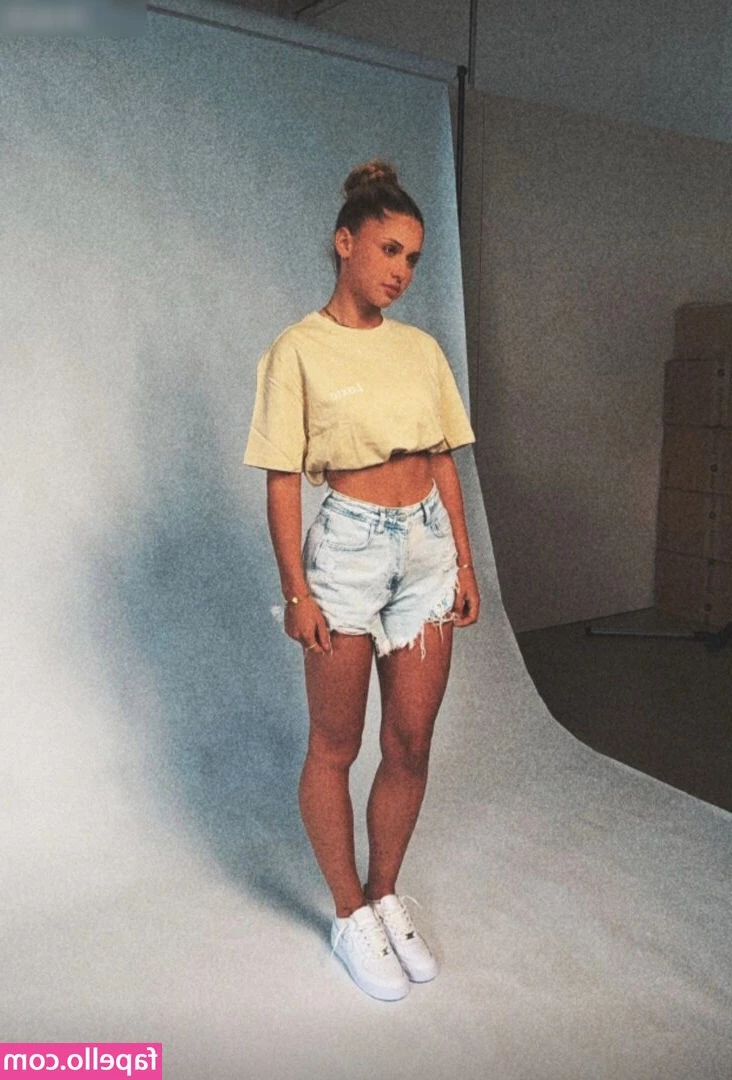 Alysa Ruppert [ alysa-ruppert-2 ] - DICK Swapping   exchanging palates and blowjobs   feeling so hard to