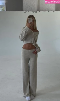 Lili Hamann [ lili-hamann ] - Playing with myself after getting fucked