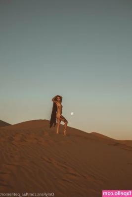 laa_petitemort [ laa-petitemort ] - I love a man in uniform  Keep the hat