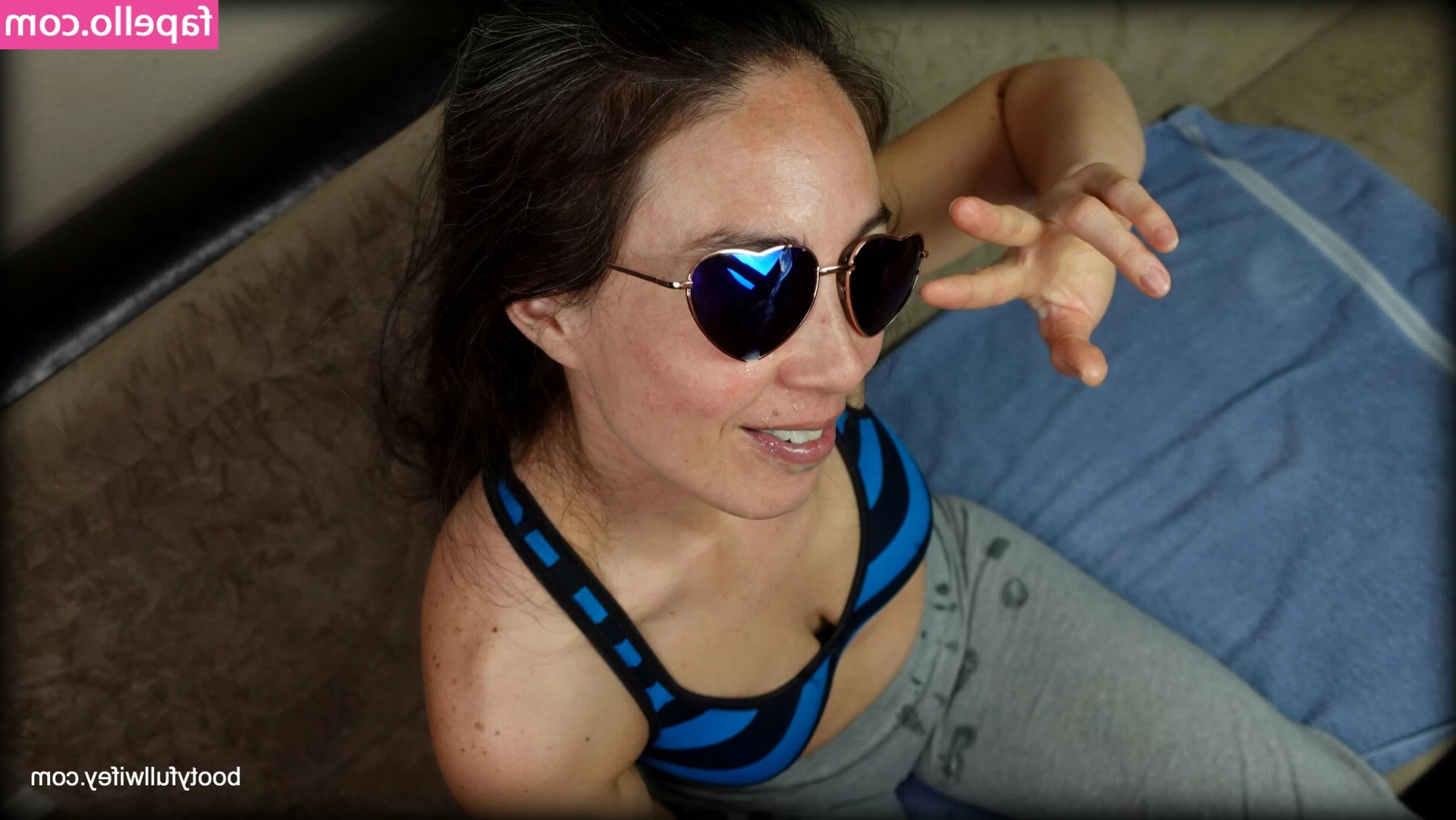 bootyfullwifey - Bend me over the bed  amp  have a quickie