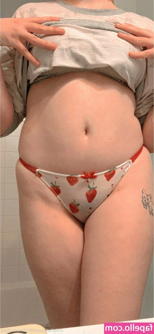 angelpuppysins - Post - workout 🍒😘