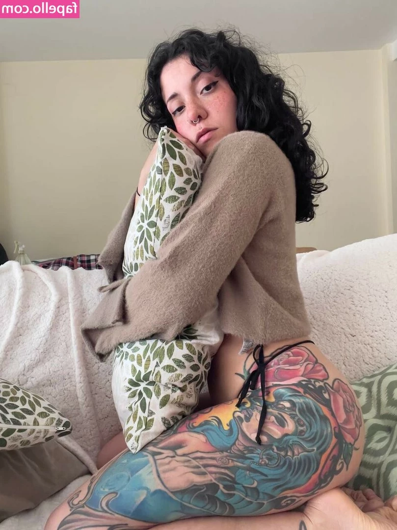 venessarey - Good morning lovelies :)