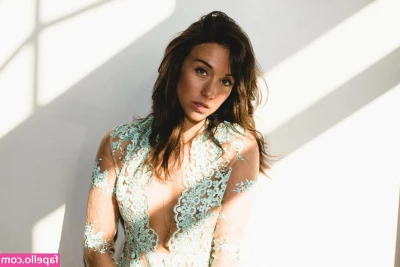 Stella Maeve [ stella-maeve ] - Friendly    Colb  mrsmilk20  maxxx