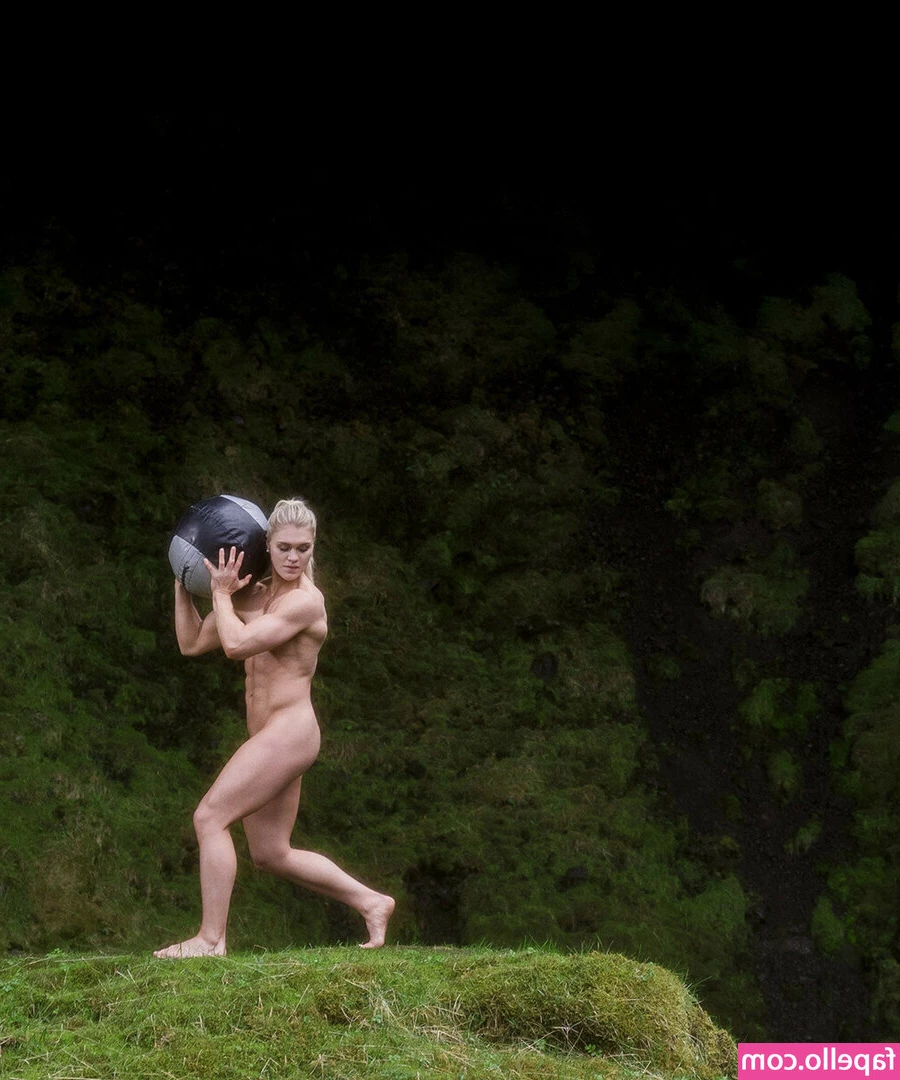 Katrin Davidsdottir [ katrin-davidsdottir ] - milk in the face🤤