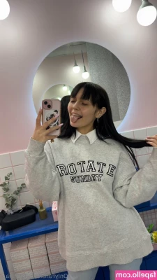 karisha.x [ karisha-x ] - Check your DMs 🤭 there may be a little link in there 😇