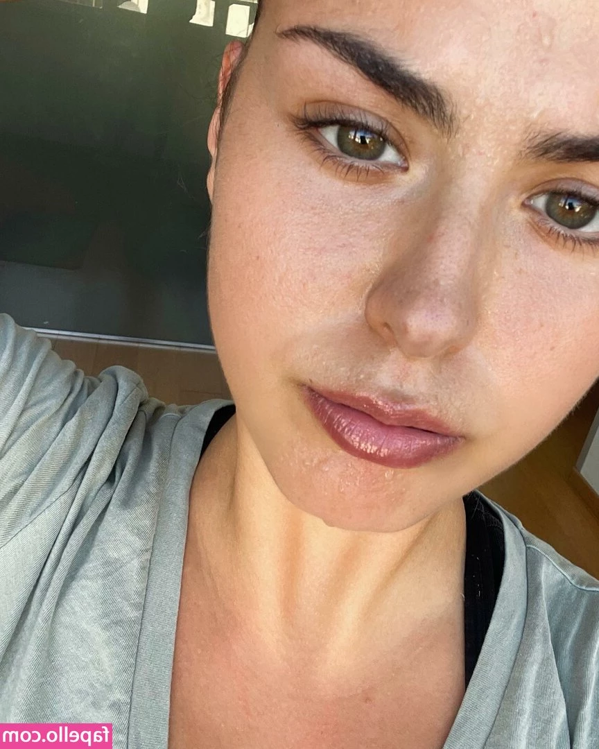 Fabiana Pastorino [ fabiana-pastorino ] - hopefully this cheers u up ❤️