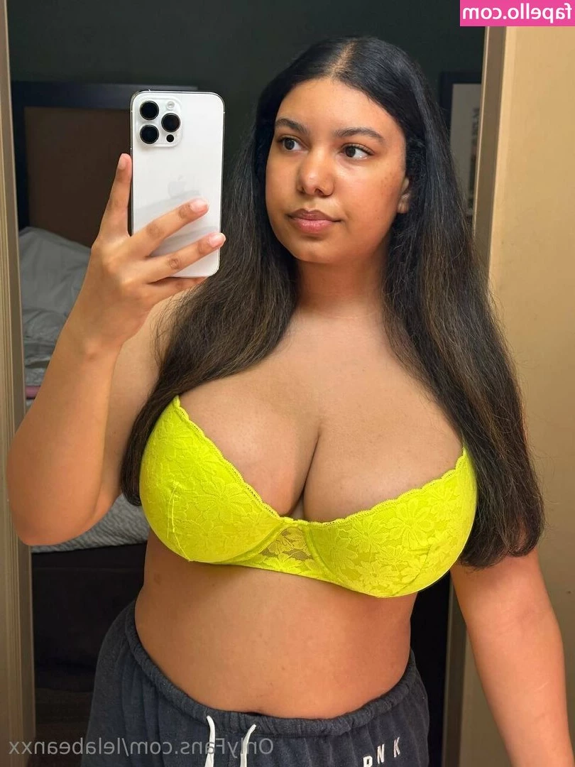lelabeanxx - Fuck tittie Tuesday let s have titties everyday