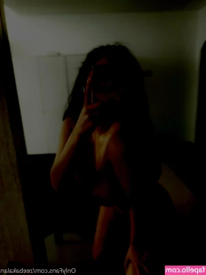 Zeeba Kalan [ zeeba-kalan ] - This towel is so old  Leave a tip so I can get a new one  Then I ll part 1