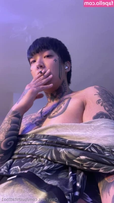 lyricaleggroll1 - The original Squishmallo