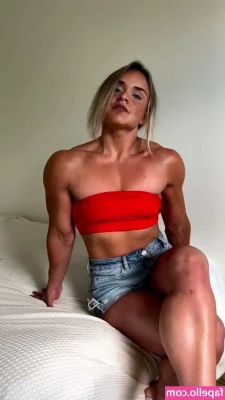 Melinda Lindmark [ melinda-lindmark-6 ] - So   I think we cut the shirt a little too short  what do you think  