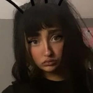 nikkisixxwiththebassbitc