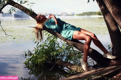 Natalia Milewskaja [ natalia-milewskaja ] - __She got a donk__