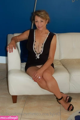 MrsAMBoudoir - Good cumshot tonight   Ton to swallow