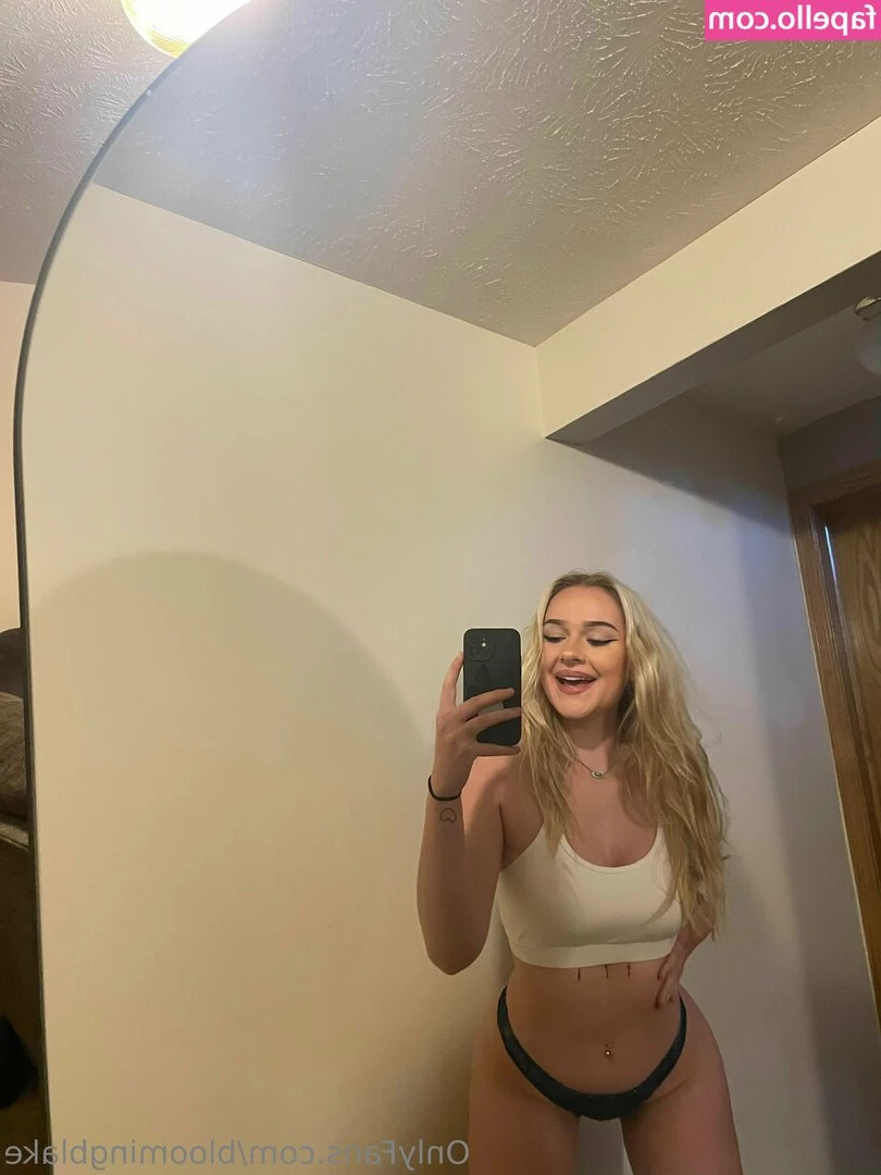 bloomingblake - H.O P. Model; Zoe Wild  DM to purchase ⚜️ Post includes censored