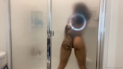 Omgyoash - I ve been going to the gym can you tell