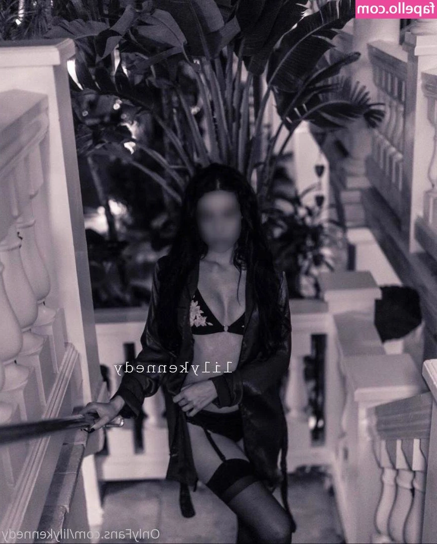 lilykennedy - I have posted so much content already on my VIP page today  I will be